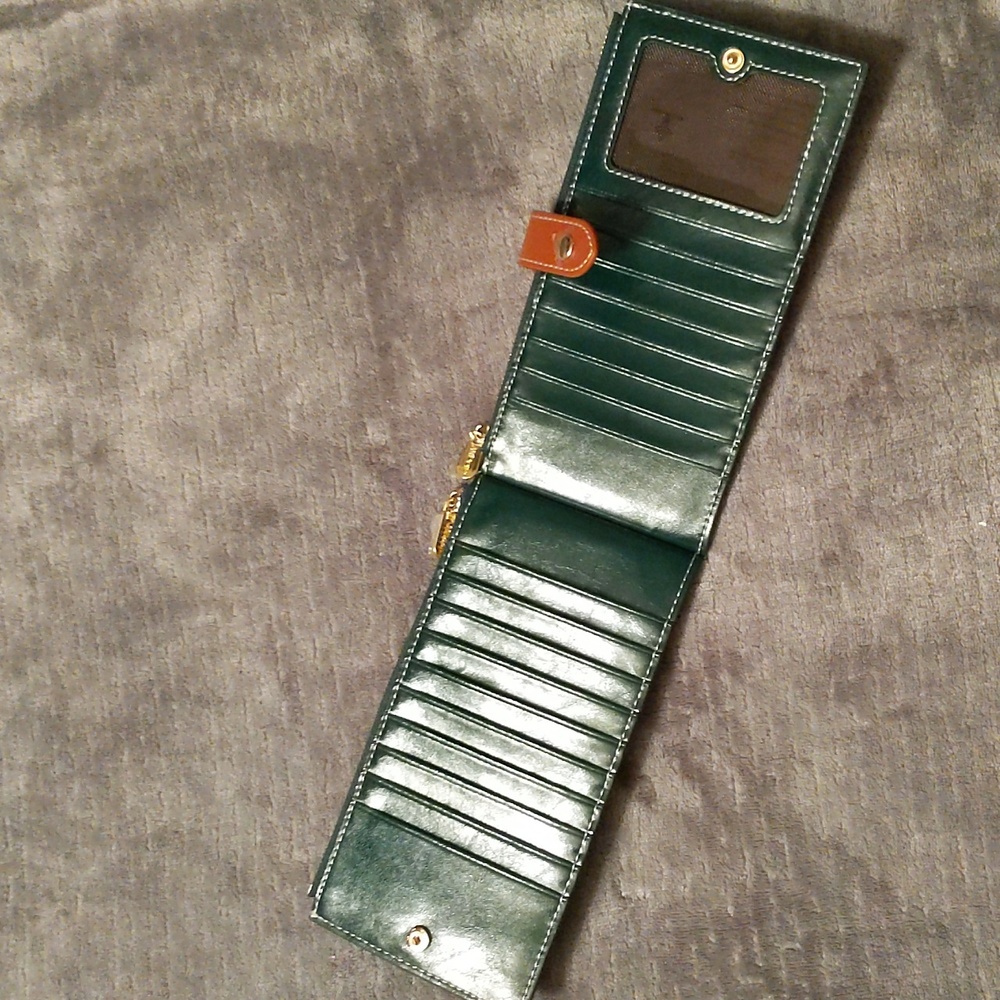 NWOT Andoilt Leather RFID block Long Wallet in Green & Brown with Gold Hardware - Picture 6 of 11